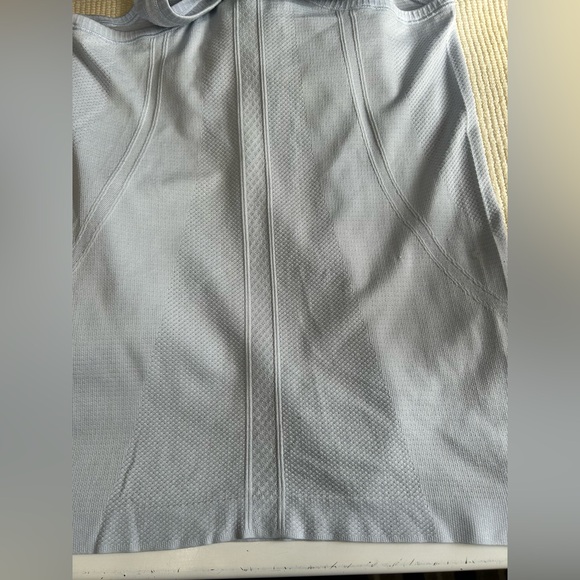 Lululemon Swiftly Tech Racerback - Picture 10 of 11
